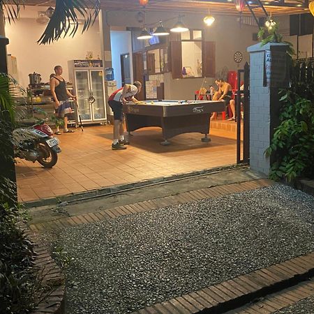 Aurora Backpackers Hostel Luang Prabang Exterior photo