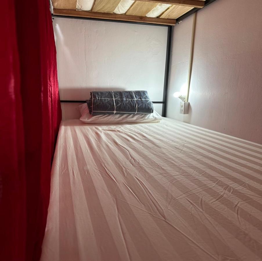Aurora Backpackers Hostel Luang Prabang Exterior photo
