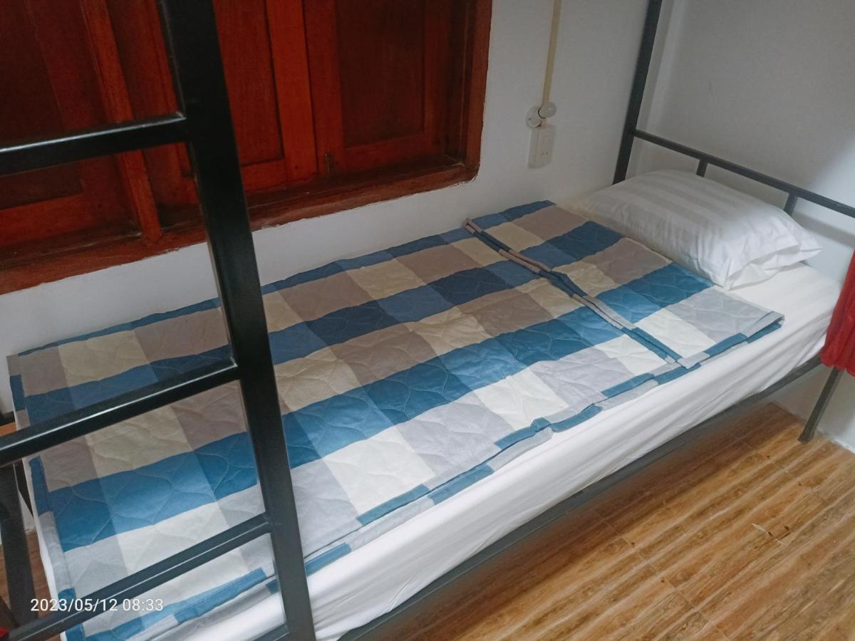 Aurora Backpackers Hostel Luang Prabang Exterior photo