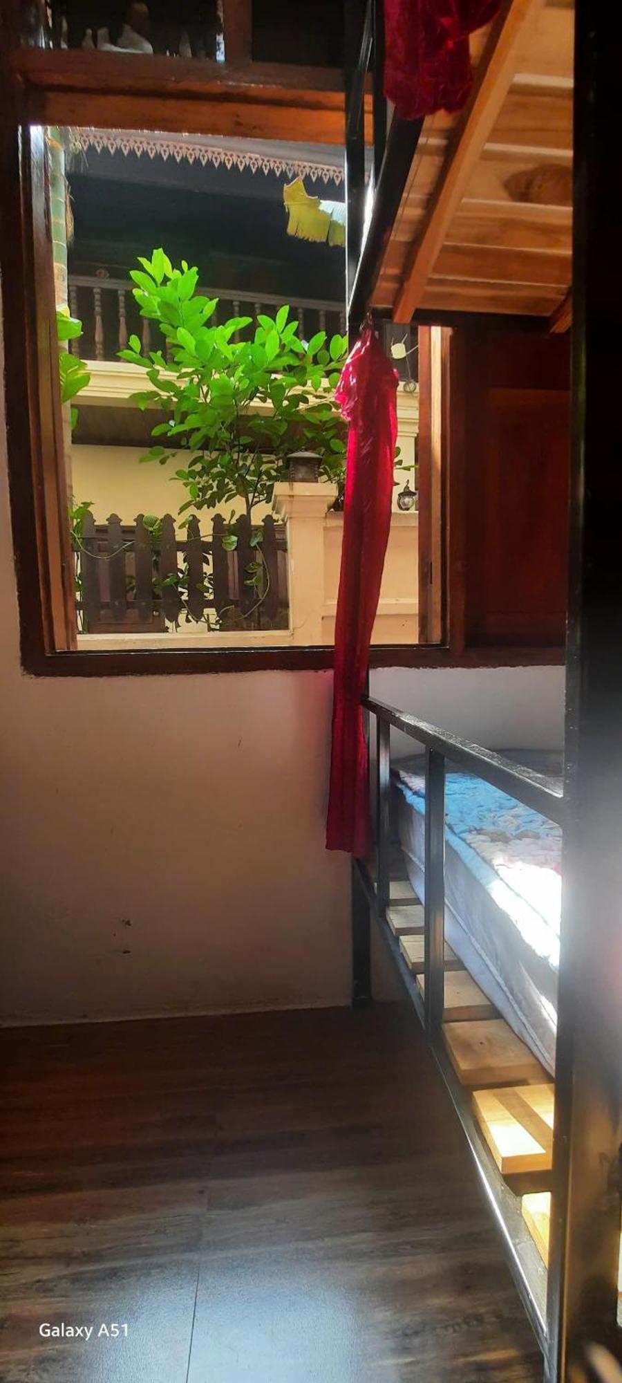 Aurora Backpackers Hostel Luang Prabang Exterior photo