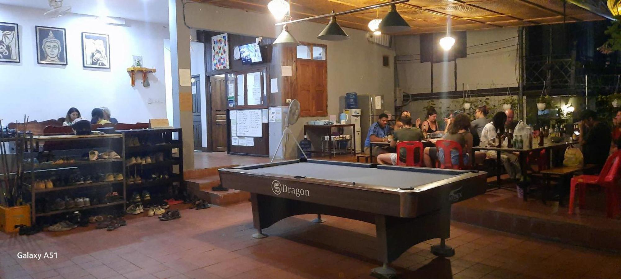 Aurora Backpackers Hostel Luang Prabang Exterior photo